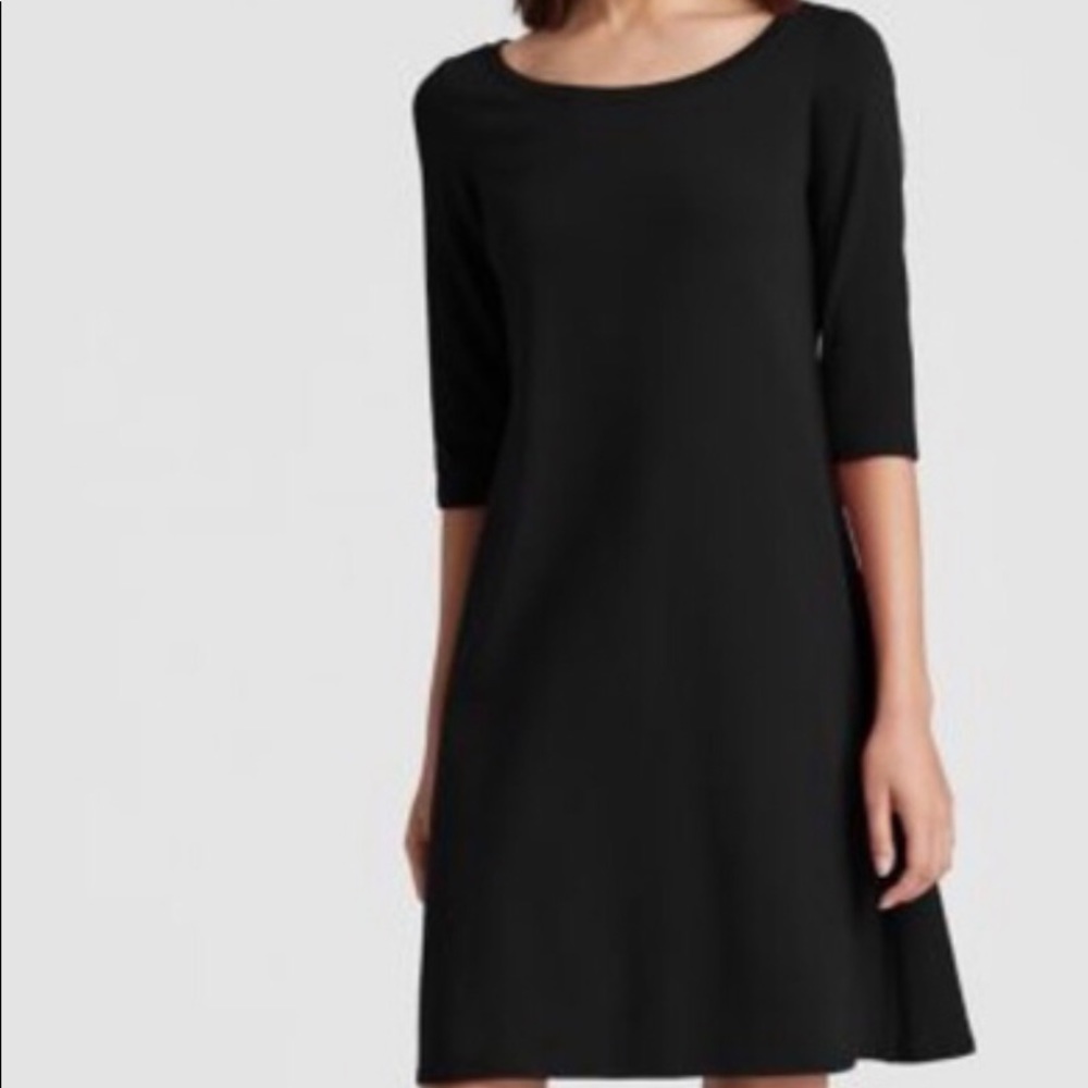 🎉$40 Sale🎉Eileen Fisher NWT Black round neck dress  MM NWT